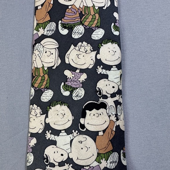 Cervantes Other - Vintage Cervantes Peanuts Silk Tie Mens Charlie Brown Snoopy Made in USA Black